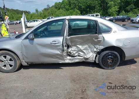 2008 Chevrolet Impala Lt z USA, uszkodzony, nr VIN 2G1WT58K681272968